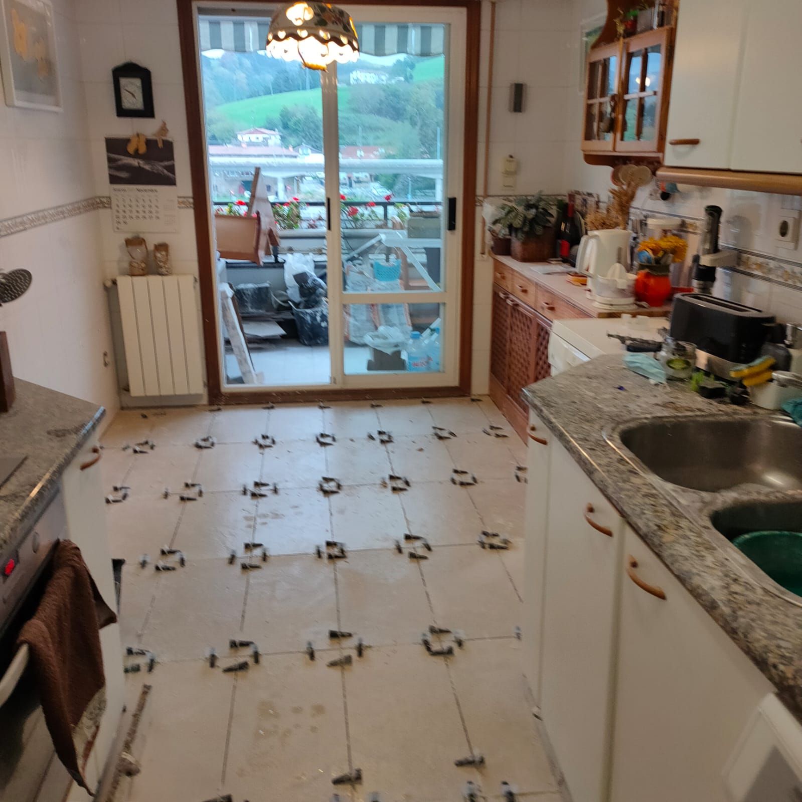 Colocación de pavimento en cocina